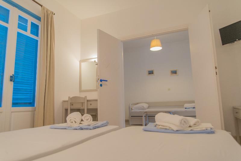 Ostria Hotel & Apartments Gavrio Esterno foto